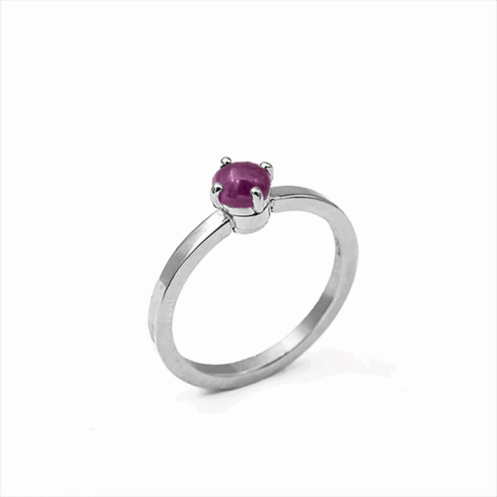 Bague en acier & rubis cabochon
