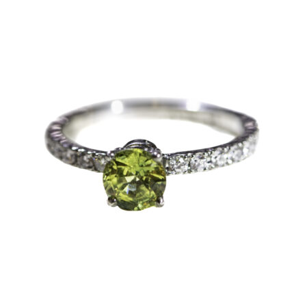 Bague en acier sertie de diamants avec Saphir vert