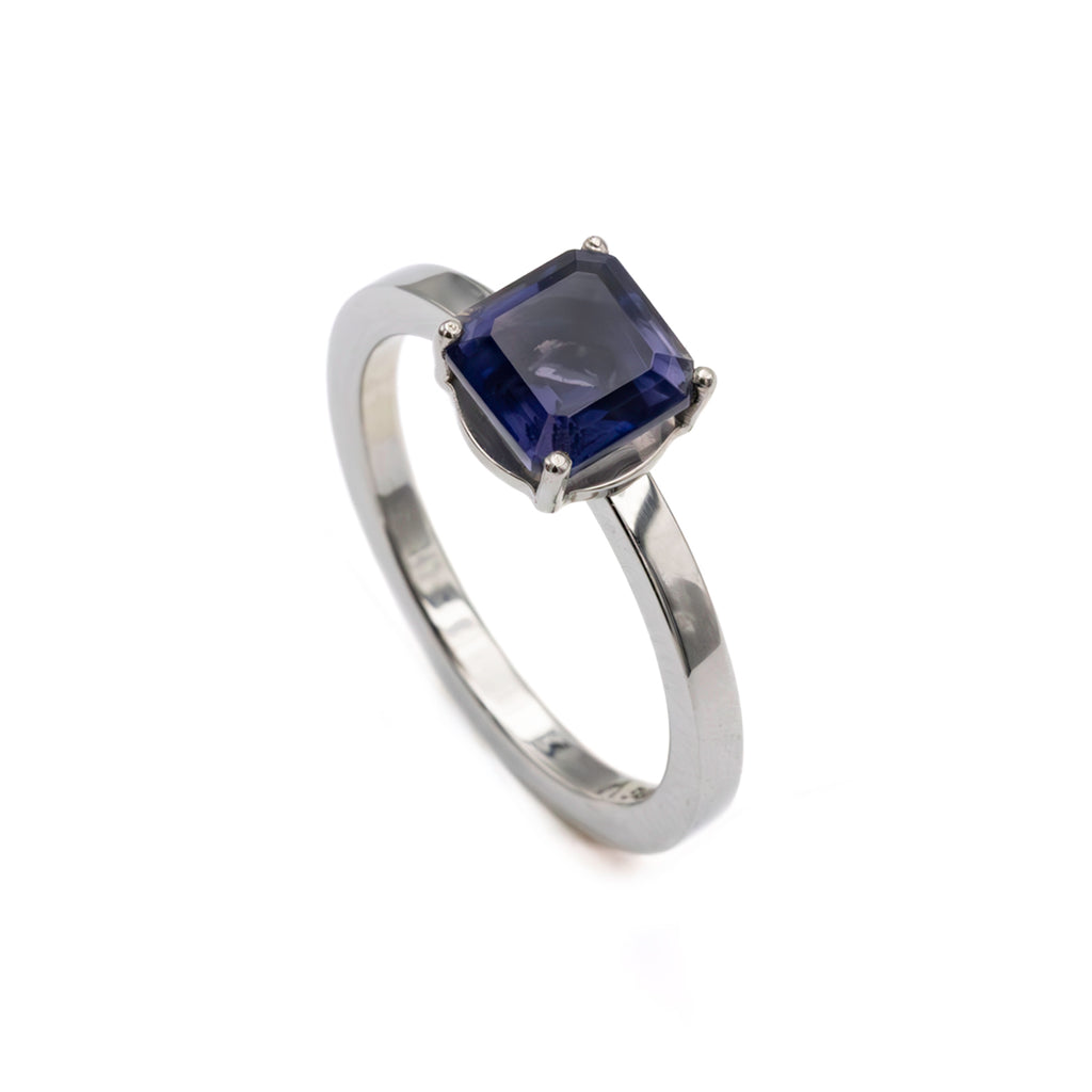 Iolite - Intuition & Clarity