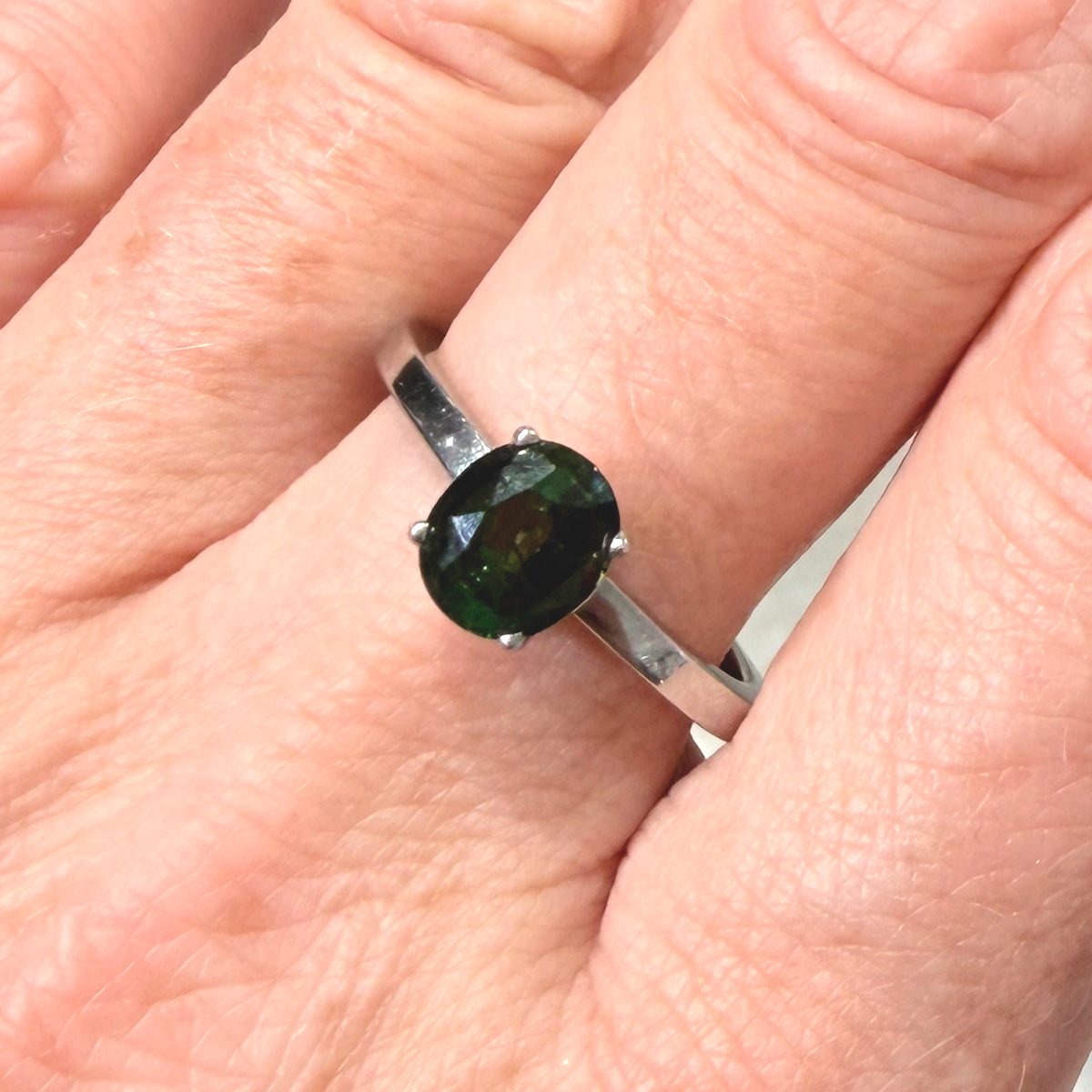 Bague acier Tourmaline verte - Guérison et vitalité