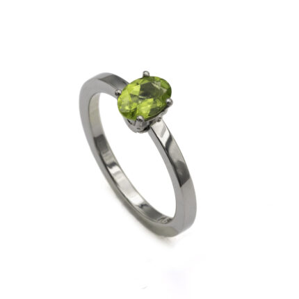 Steel & peridot M ring
